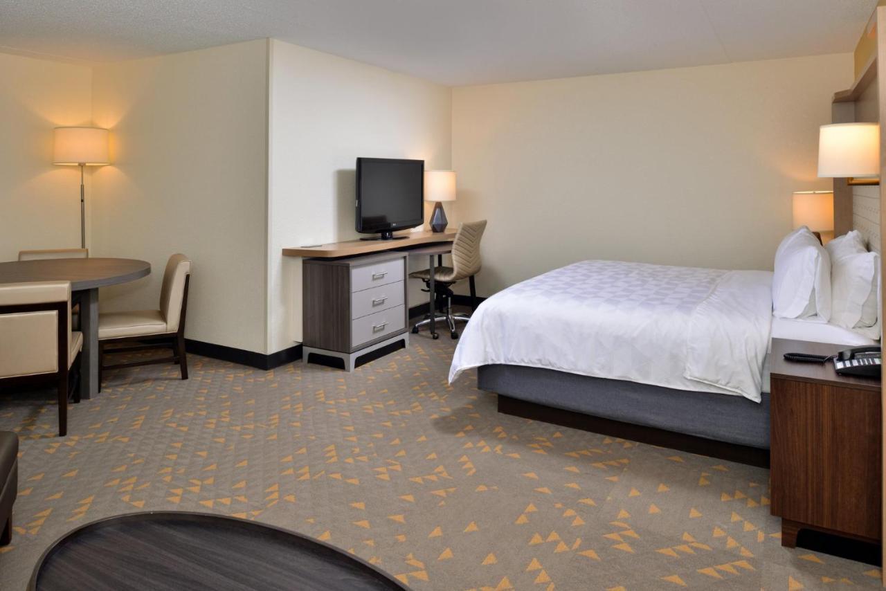 Holiday Inn Hotel & Suites Overland Park-Convention Center By Ihg Exteriér fotografie