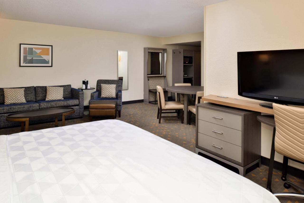 Holiday Inn Hotel & Suites Overland Park-Convention Center By Ihg Exteriér fotografie